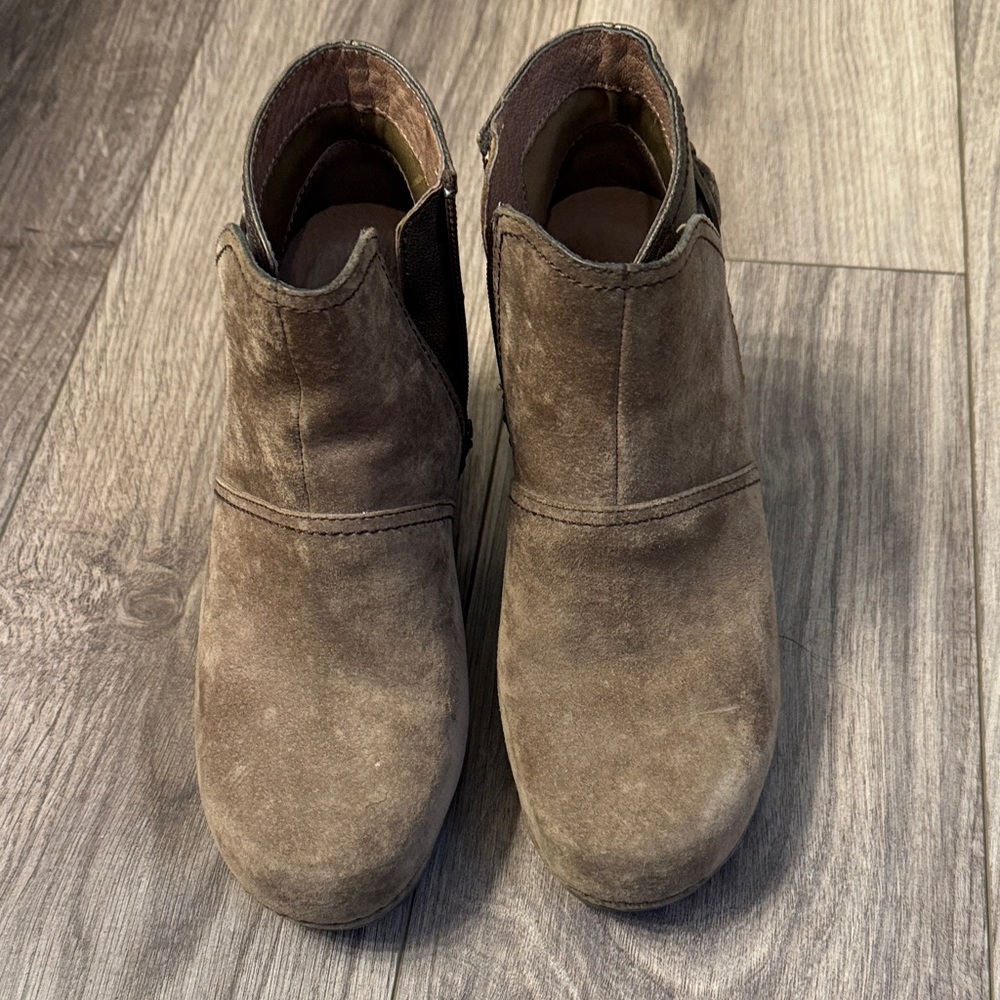 Dansko Shirley  Leather & Suede Ankle Boots Size 37 Brown Wedge Heel Side Zipper